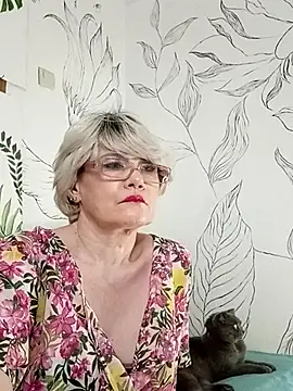 Catty Lady online show from May 2026 06:36:01 PM