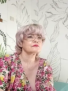 Catty Lady online show from May 2026 07:11:01 PM