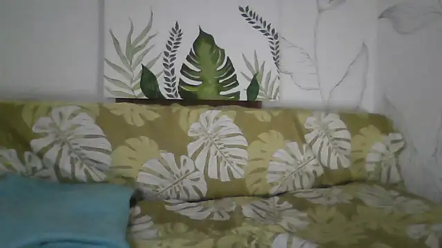 Snapshot of Catty_Lady chatting on November 2025 06:19:01 PM Catty Lady online show from November 2025 06:19:01 PM