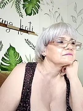 Catty Lady online show from March 2026 07:46:01 PM