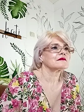 Snapshot of Catty_Lady chatting on June 2026 08:13:02 PM Catty Lady online show from June 2026 08:13:02 PM