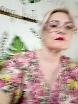 Snapshot of Catty_Lady chatting on July 2026 06:44:01 PM Catty Lady online show from July 2026 06:44:01 PM