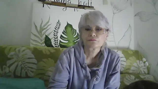 Catty Lady online show from January 2026 06:37:01 PM