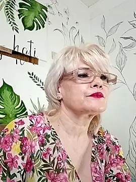 Snapshot of Catty_Lady chatting on June 2026 07:30:02 PM Catty Lady online show from June 2026 07:30:02 PM