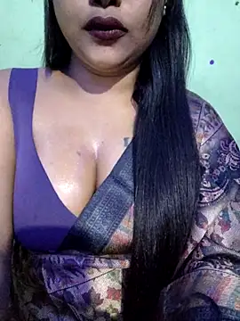 Snapshot of JIYA-04 chatting on November 2025 01:39:02 PM JIYA-04 online show from November 2025 01:39:02 PM