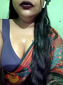 Snapshot of JIYA-04 chatting on September 2025 06:35:02 AM JIYA-04 online show from September 2025 06:35:02 AM