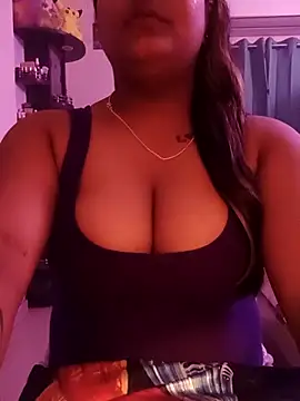 Snapshot of KAJAL-03 chatting on December 2025 01:35:01 PM KAJAL-03 online show from December 2025 01:35:01 PM