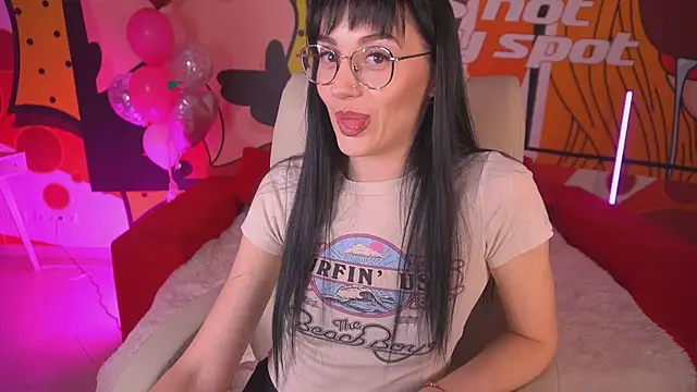 EviLune online show from February 2026 09:17:01 PM