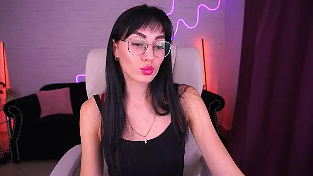 EviLune online show from December 2025 09:58:02 PM