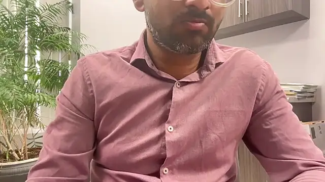 pranastro00 online show from April 2026 02:23:02 PM