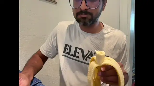 pranastro00 online show from November 2025 07:28:02 PM