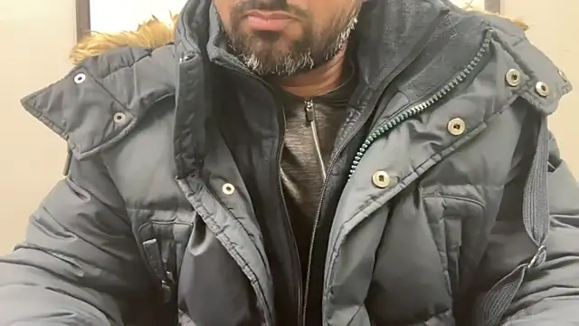 pranastro00 online show from November 2025 04:43:02 PM