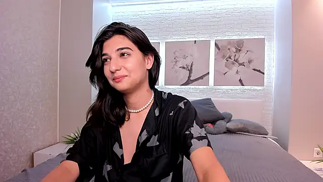 Snapshot of Elfy_Rare_ chatting on September 2025 08:56:01 PM Elfy Rare online show from September 2025 08:56:01 PM