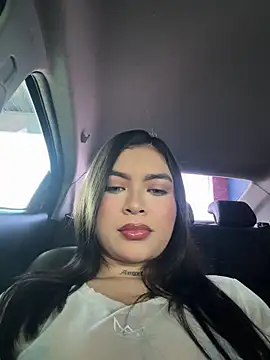 Snapshot of Skyy_Angel chatting on November 2025 07:28:01 PM Skyy Angel online show from November 2025 07:28:01 PM