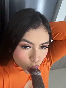 Skyy Angel online show from December 2025 10:15:02 PM