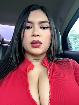 Snapshot of Skyy_Angel chatting on November 2025 09:15:01 PM Skyy Angel online show from November 2025 09:15:01 PM