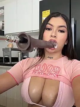 Skyy Angel online show from December 2025 08:20:01 PM