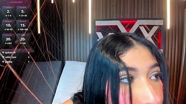 Miah Palacio online show from July 2026 04:01:01 AM