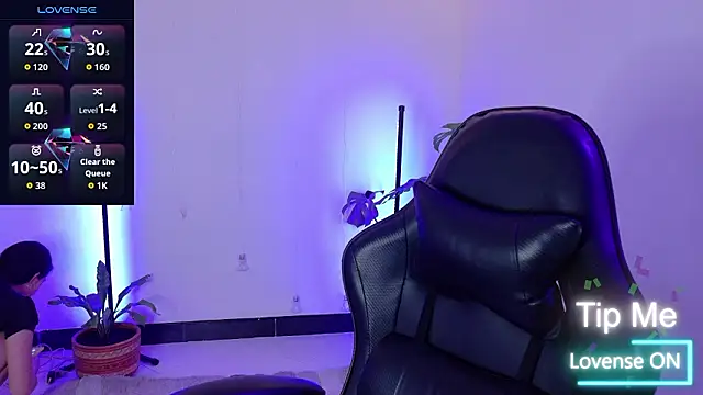 Sarasavage online show from February 2026 01:28:02 AM