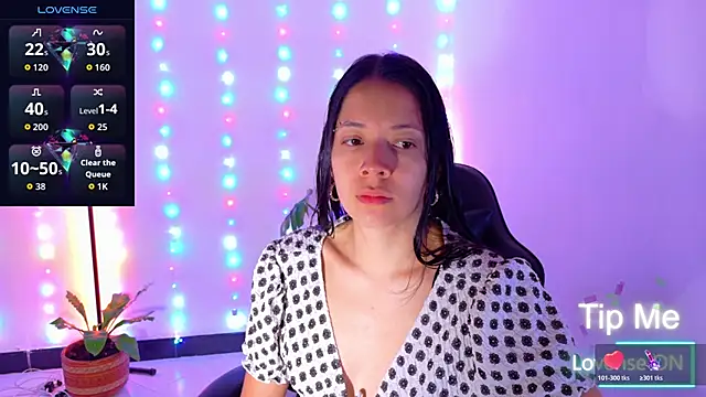 Sarasavage online show from April 2026 11:49:01 AM