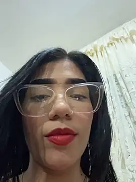 ElaRose 12 online show from April 2026 02:05:01 AM