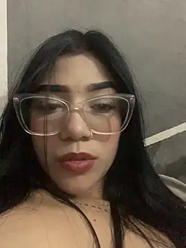 ElaRose 12 online show from November 2025 05:17:02 PM