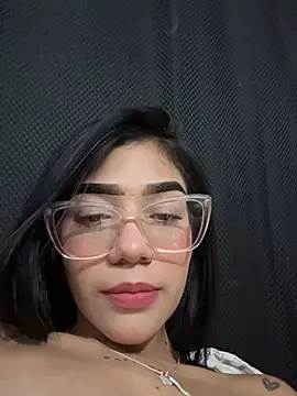 ElaRose 12 online show from April 2026 07:48:01 PM