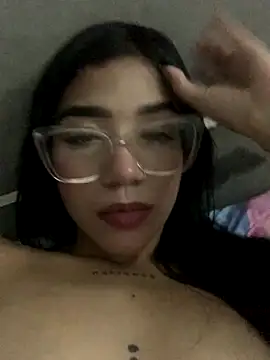 ElaRose 12 online show from November 2025 10:20:02 PM