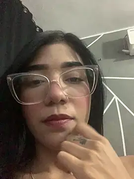 ElaRose 12 online show from October 2025 07:02:01 PM