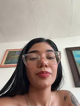 Snapshot of ElaRose_12 chatting on June 2026 07:23:01 PM ElaRose 12 online show from June 2026 07:23:01 PM