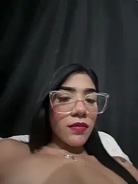 ElaRose 12 online show from February 2026 10:32:01 PM