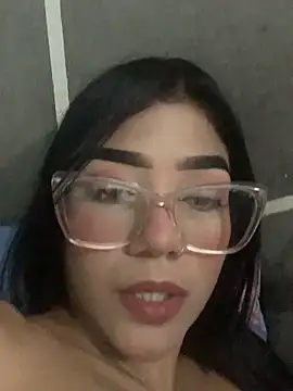 ElaRose 12 online show from November 2025 06:52:02 PM