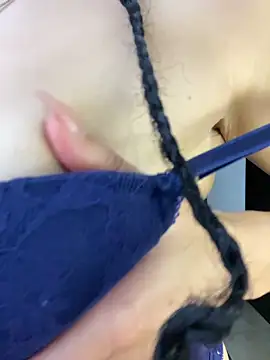 lenkaa online show from March 2026 11:31:01 PM