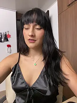 lenkaa online show from November 2025 11:27:01 PM