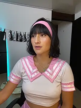 lenkaa online show from April 2026 11:55:01 PM