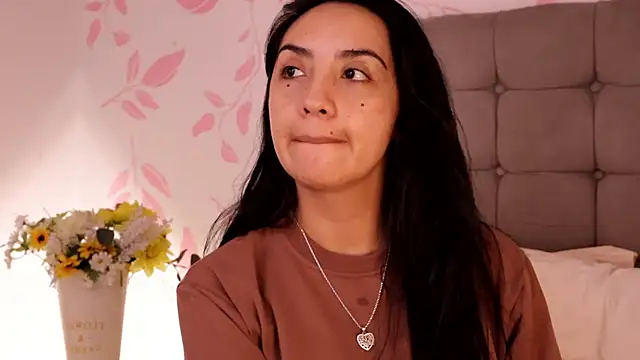 ana riveros online show from June 2026 03:44:02 PM