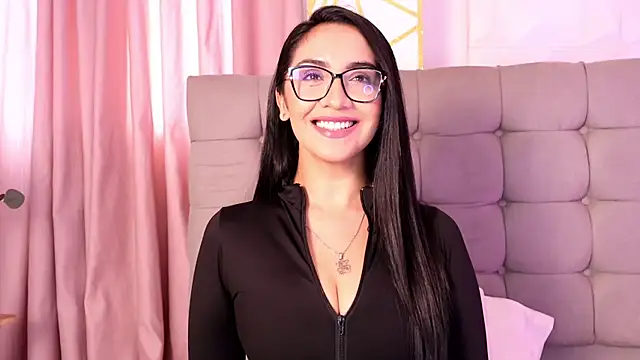 ana riveros online show from April 2026 08:22:02 PM