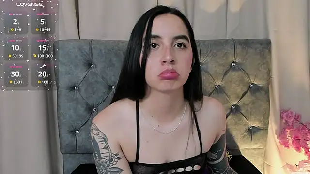 kaylee lee online show from November 2025 04:17:02 AM