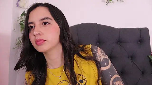 kaylee lee online show from February 2026 04:23:01 AM