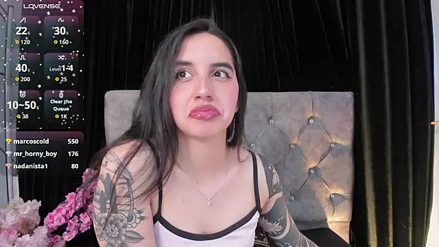 kaylee lee online show from November 2025 04:34:02 AM