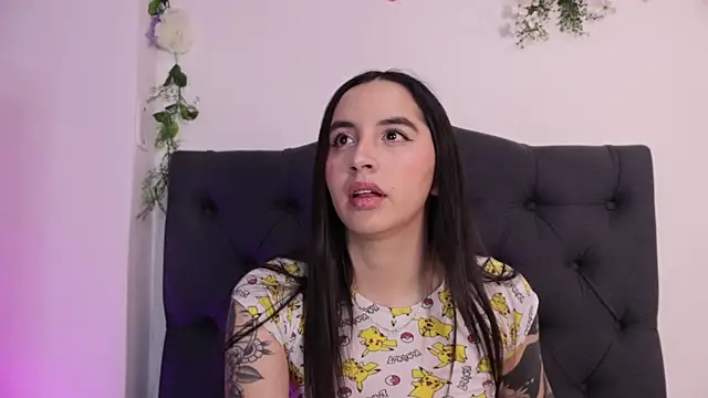 kaylee lee online show from April 2026 04:05:02 AM