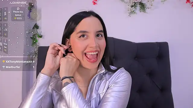 kaylee lee online show from July 2026 04:19:01 AM