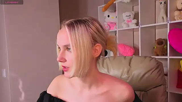 Carolin Miller online show from September 2025 08:15:01 AM
