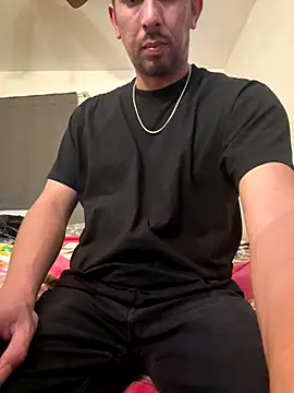 Snapshot of himNIGuys chatting on October 2025 11:13:02 PM himNIGuys online show from October 2025 11:13:02 PM