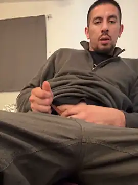 himNIGuys online show from November 2025 06:01:02 PM