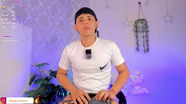 jhosepMoreno online show from July 2026 02:39:02 PM