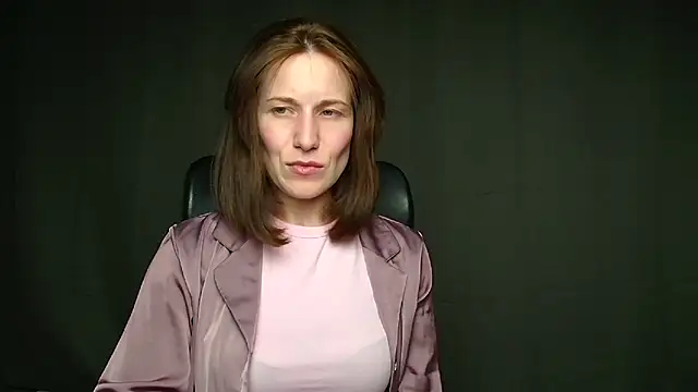 Kelly Kisss online show from January 2026 01:04:02 PM