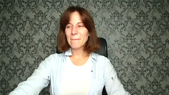 Snapshot of Kelly_Kisss chatting on October 2025 06:16:01 PM Kelly Kisss online show from October 2025 06:16:01 PM