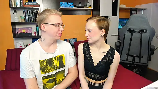 SammySccott online show from April 2026 06:38:01 AM