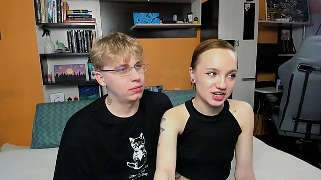 SammySccott online show from April 2026 05:25:02 AM